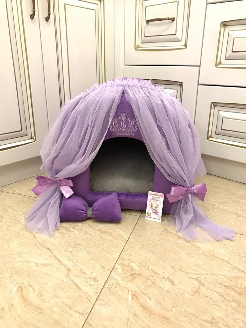 מלונה מעוצבת בתפירה אישית דגם Sigal